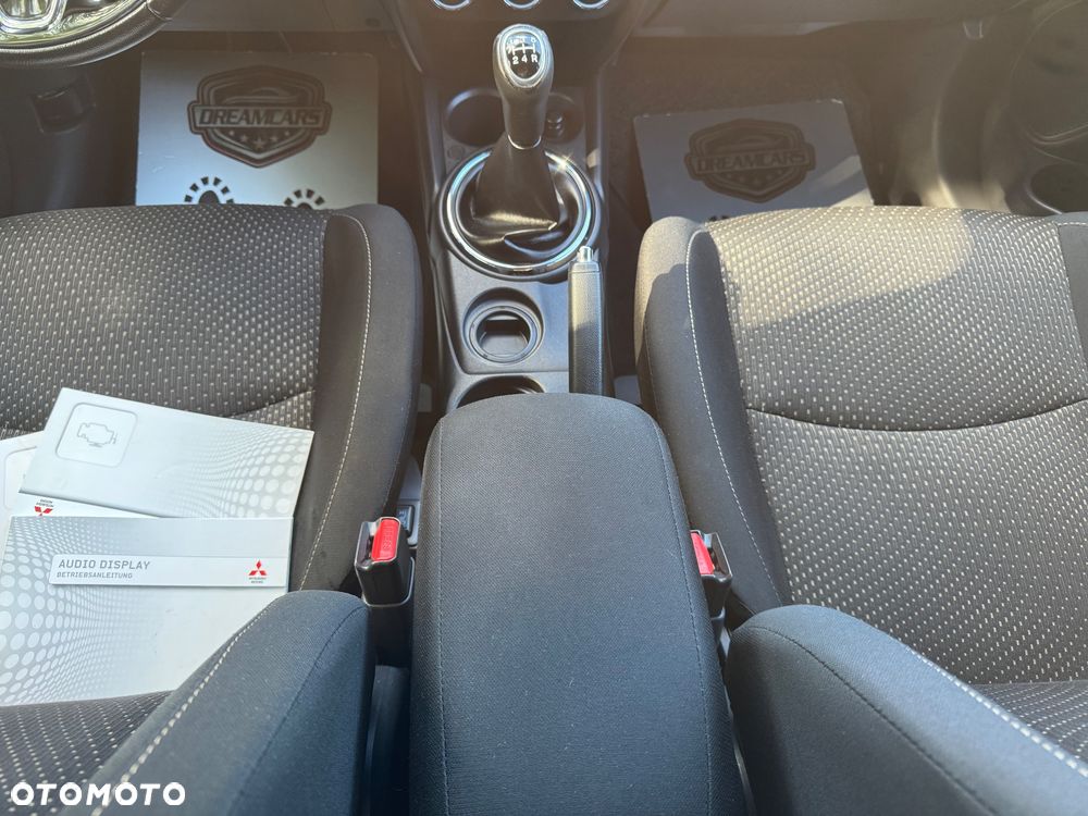 Mitsubishi ASX - 28
