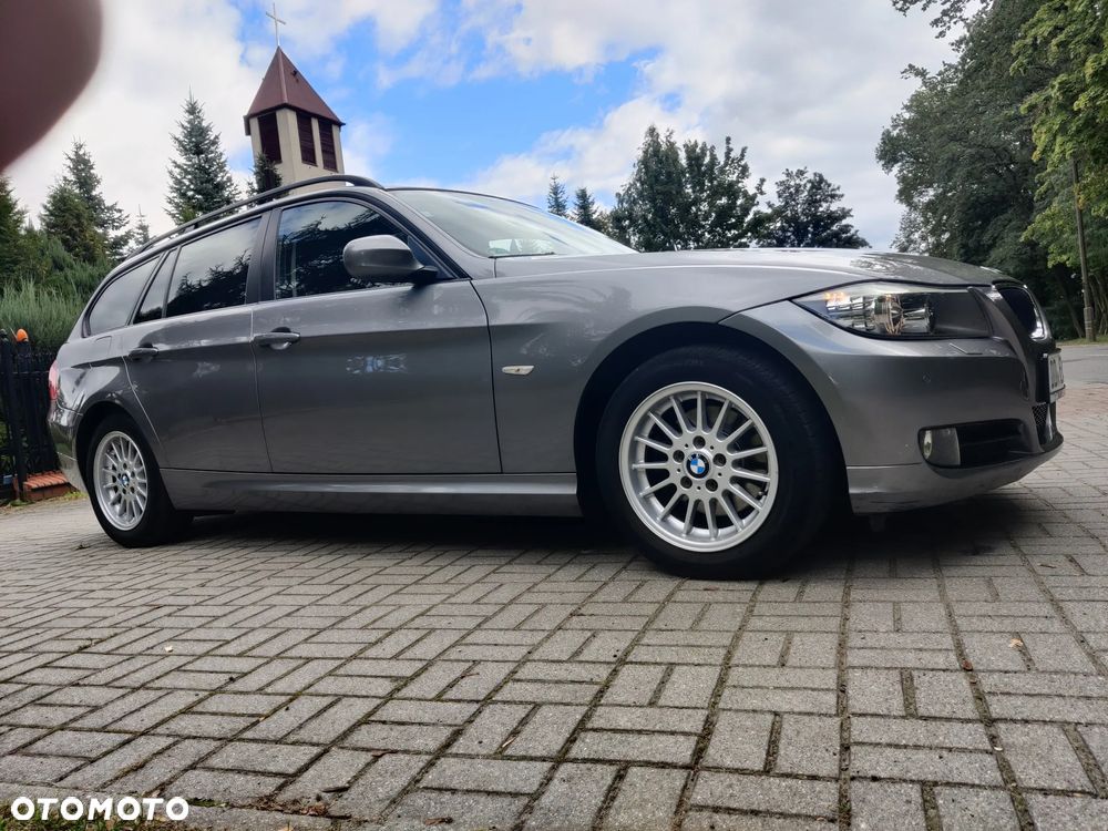 BMW Seria 3 318i Touring Edition Exclusive - 17