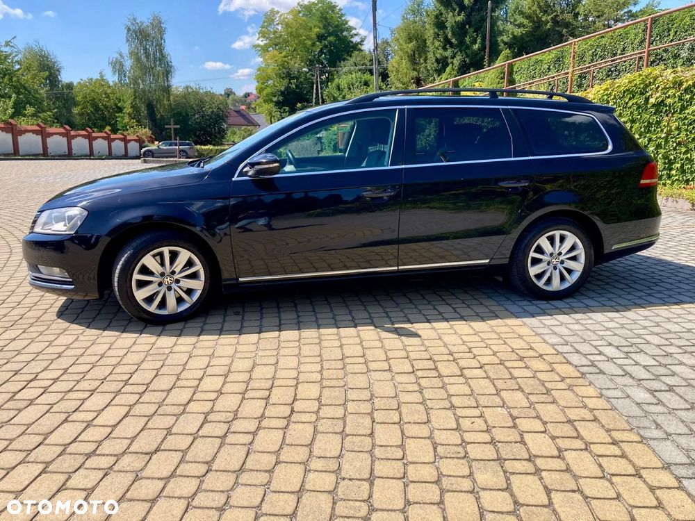 Volkswagen Passat - 4