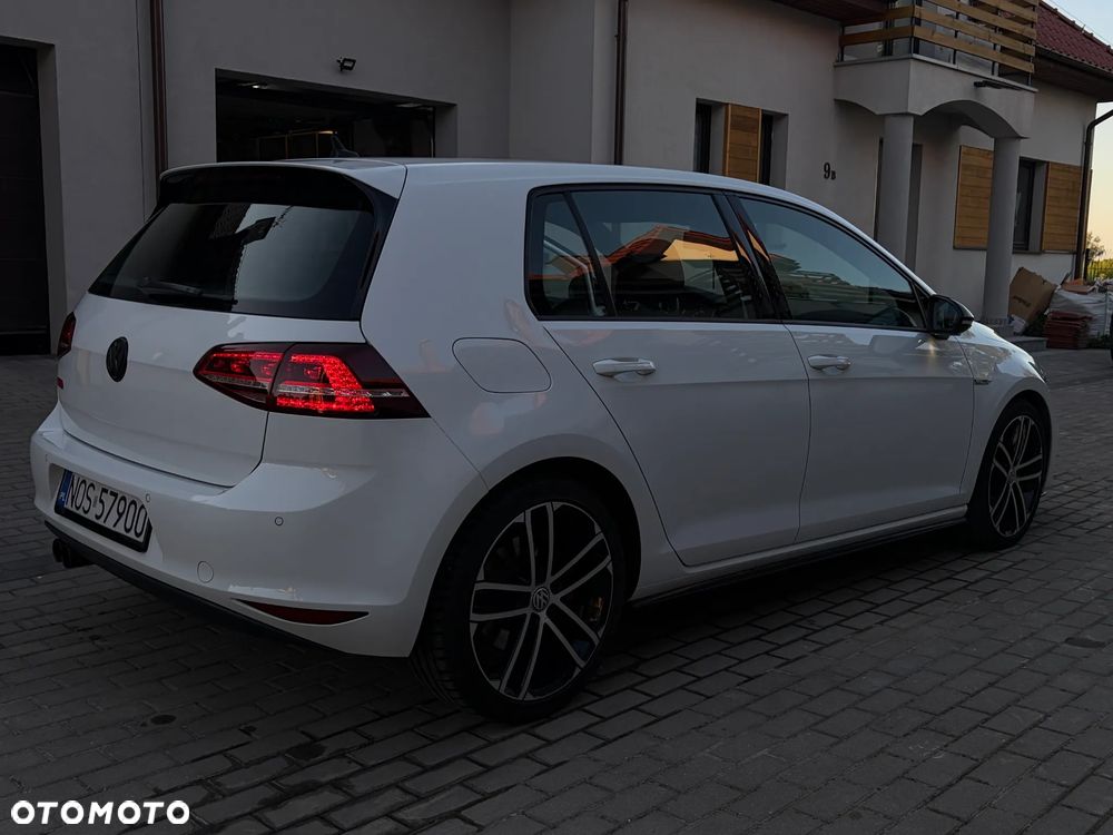 Volkswagen Golf 2.0 TDI BMT GTD DSG - 10