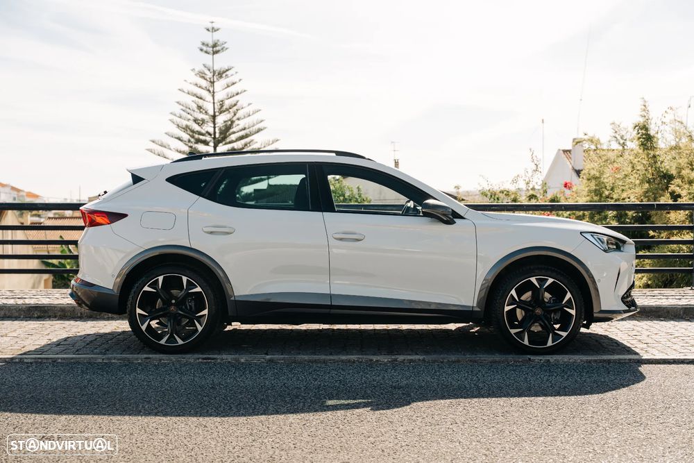 Cupra Formentor 1.4 e-Hybrid DSG - 11