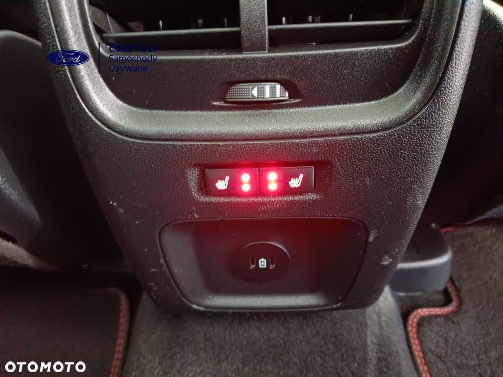 Ford Kuga 2.5 Duratec PHEV ST-LINE X - 36