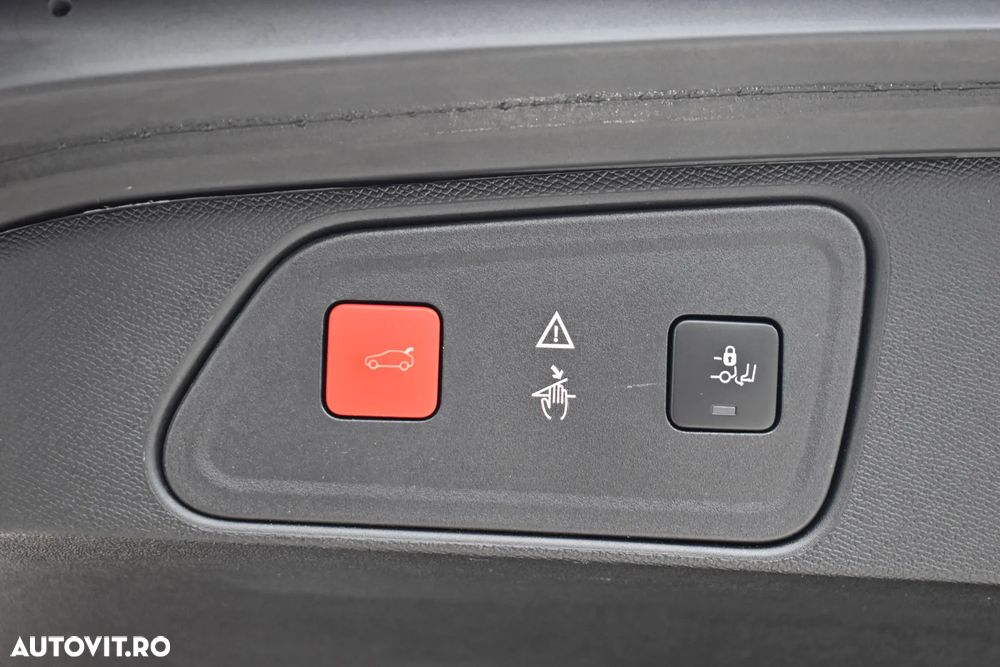 Peugeot 3008 1.6 THP EAT6 GT-Line - 21