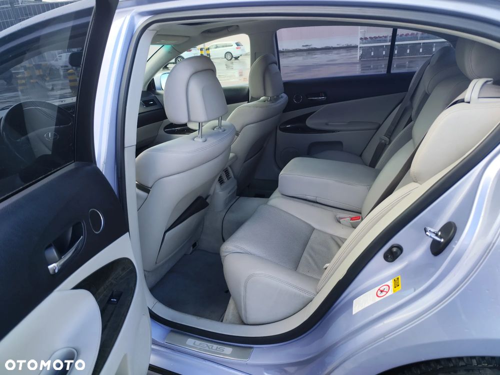 Lexus GS - 11