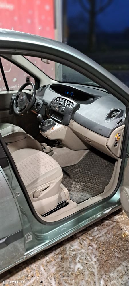 Renault Grand Scenic - 7