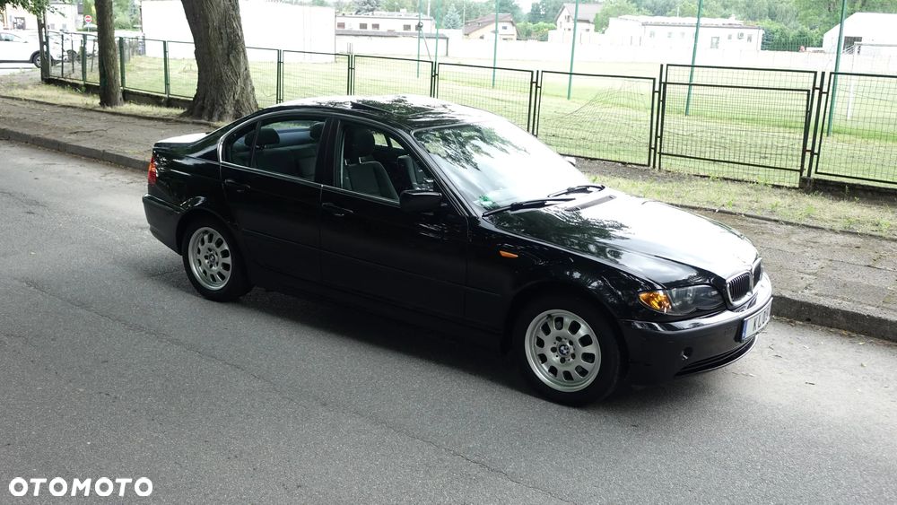 BMW Seria 3 320i - 38