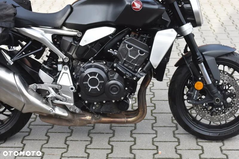Honda CB - 9