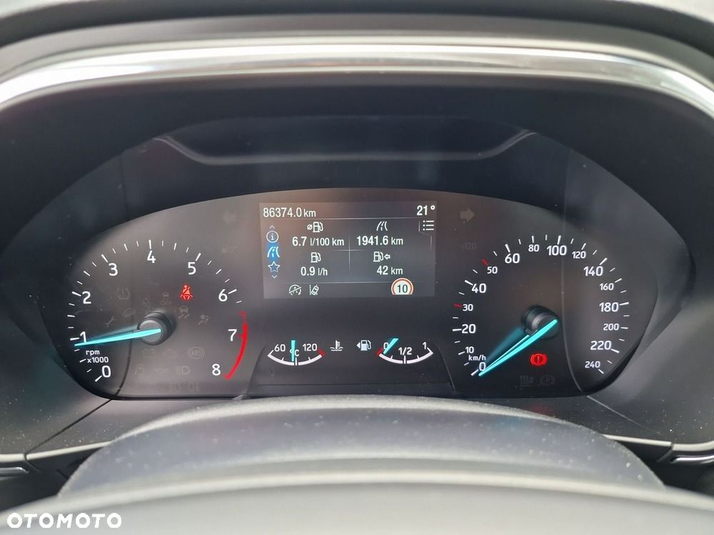 Ford Focus 1.0 EcoBoost mHEV Titanium - 11