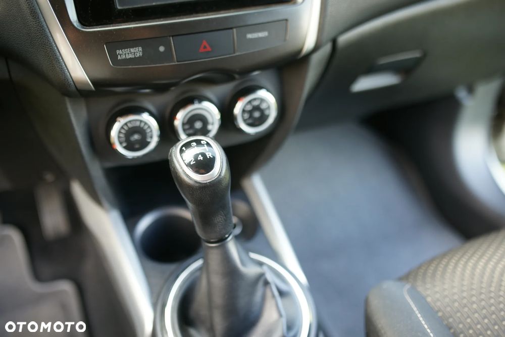 Mitsubishi ASX - 13