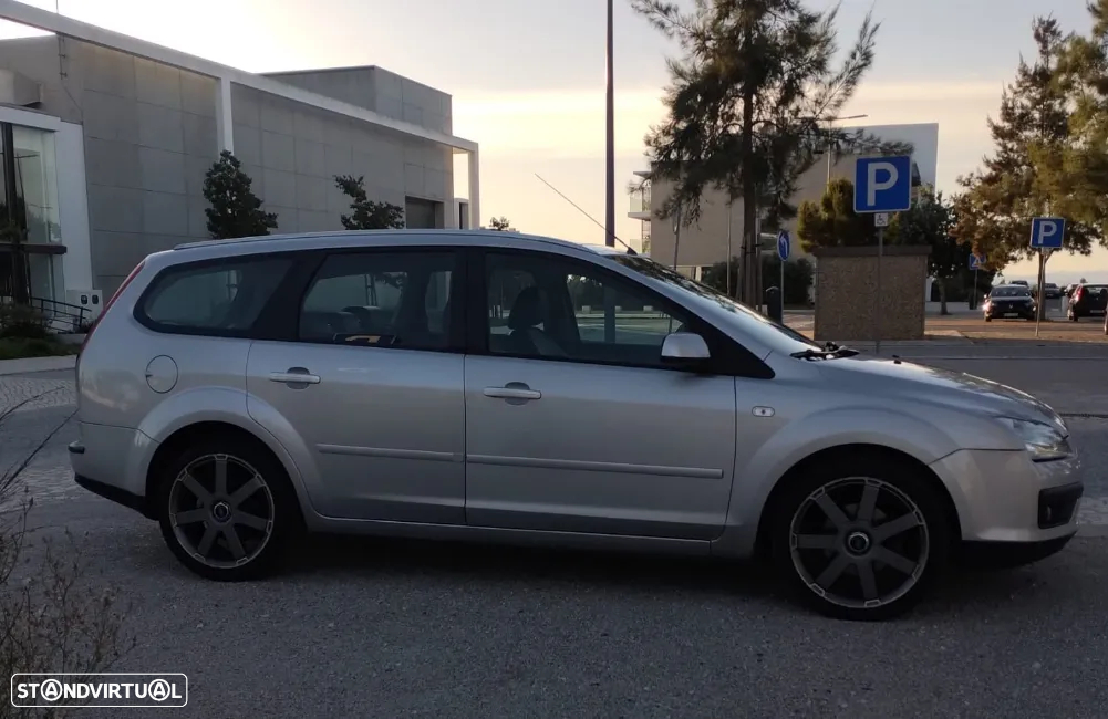Ford Focus SW 1.6 TDCi Titanium 17 - 2