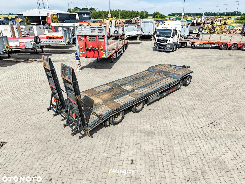 Inny BAUER FAHRZEUGBAU | Przyczepa 3 osiowa z najazdami hydraulicznymi - 16