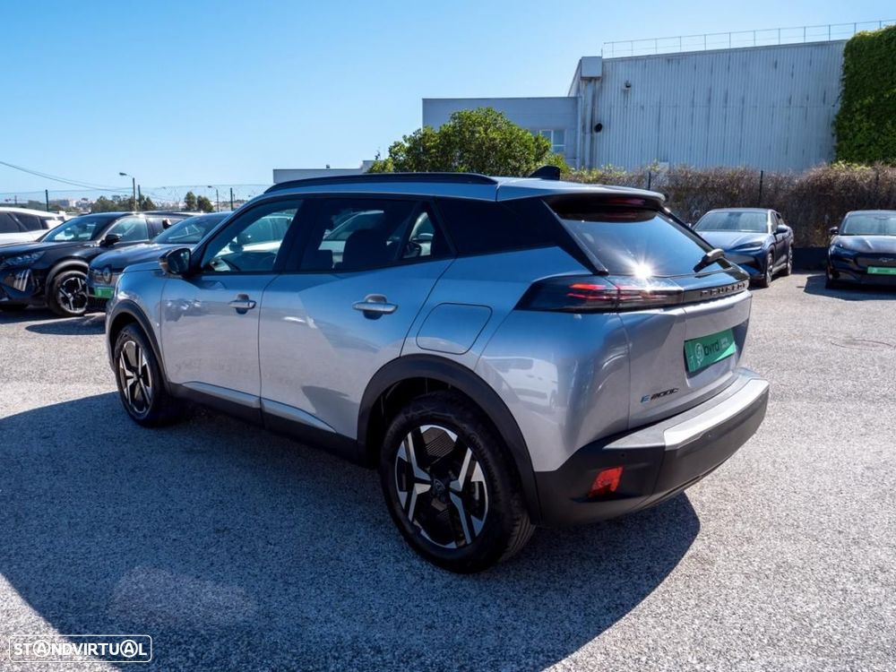 Peugeot e-2008 54 kWh Allure - 10