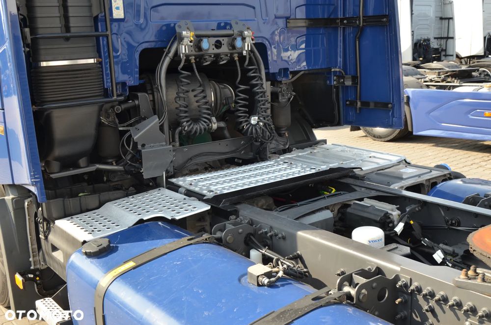 Volvo FH 500 NEW / MEGA / 2022r. / KLIMA P. / FULL LED / ACC / NAVI / KAMERA / DE / 9742 - 10