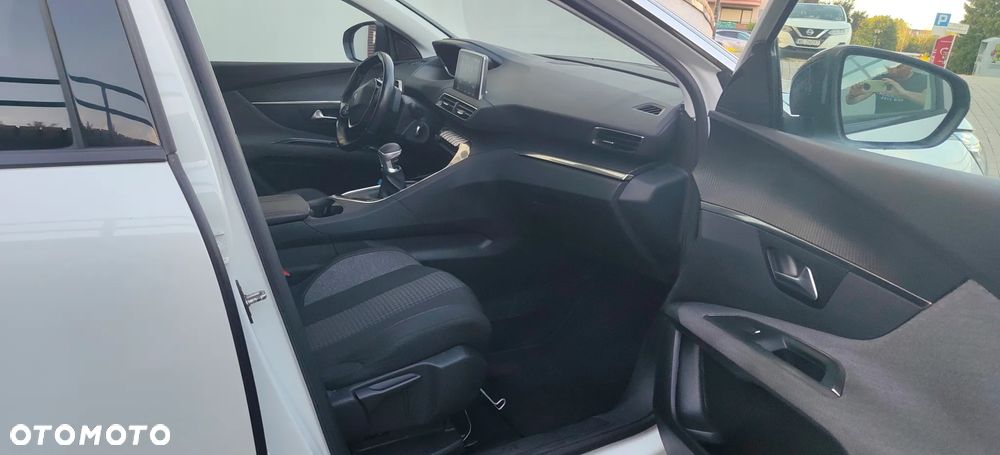 Peugeot 3008 1.6 HDi Active - 11