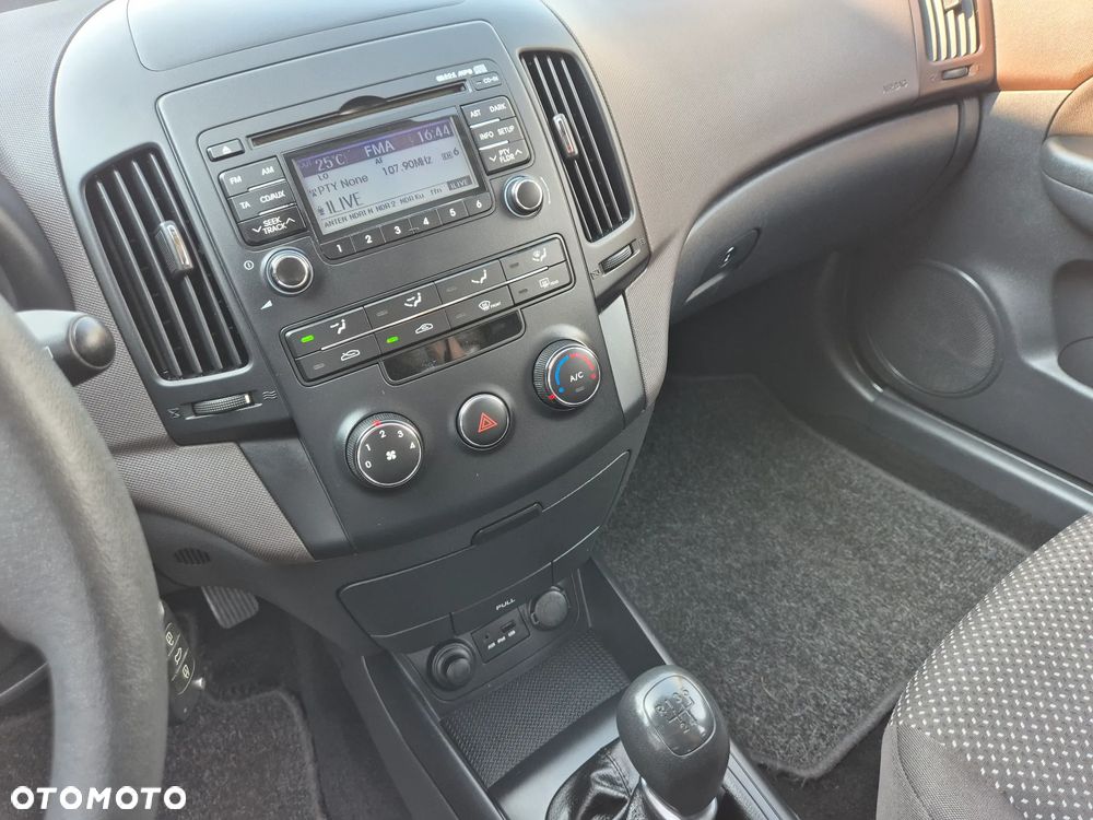 Hyundai i30 1.4 Blue Comfort - 39