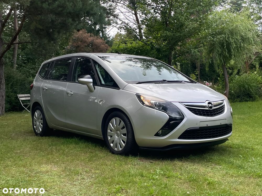 Opel Zafira - 2