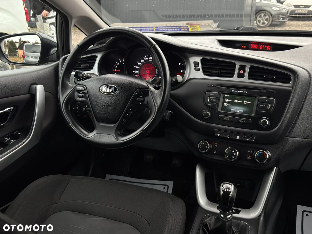 Kia Ceed 1.6 CRDi M - 14