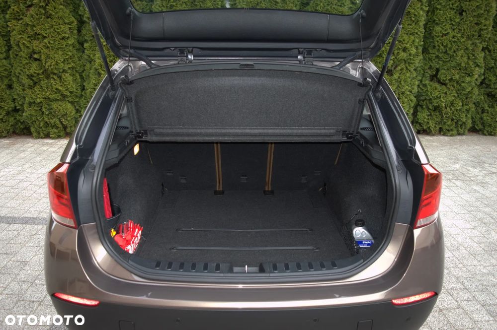 BMW X1 sDrive18d - 8