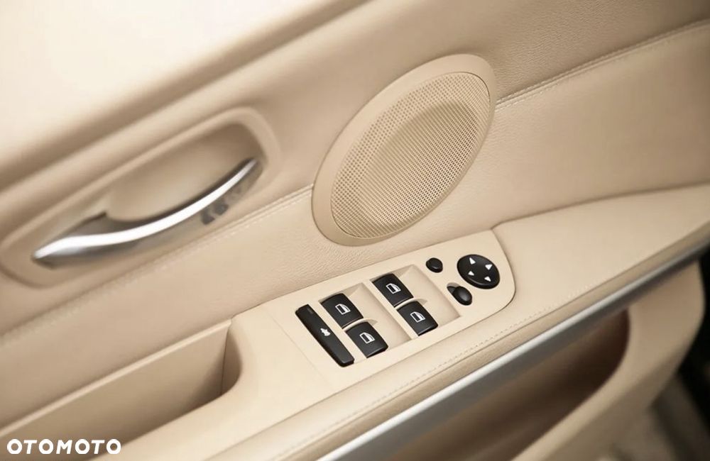 BMW Seria 3 318d - 6