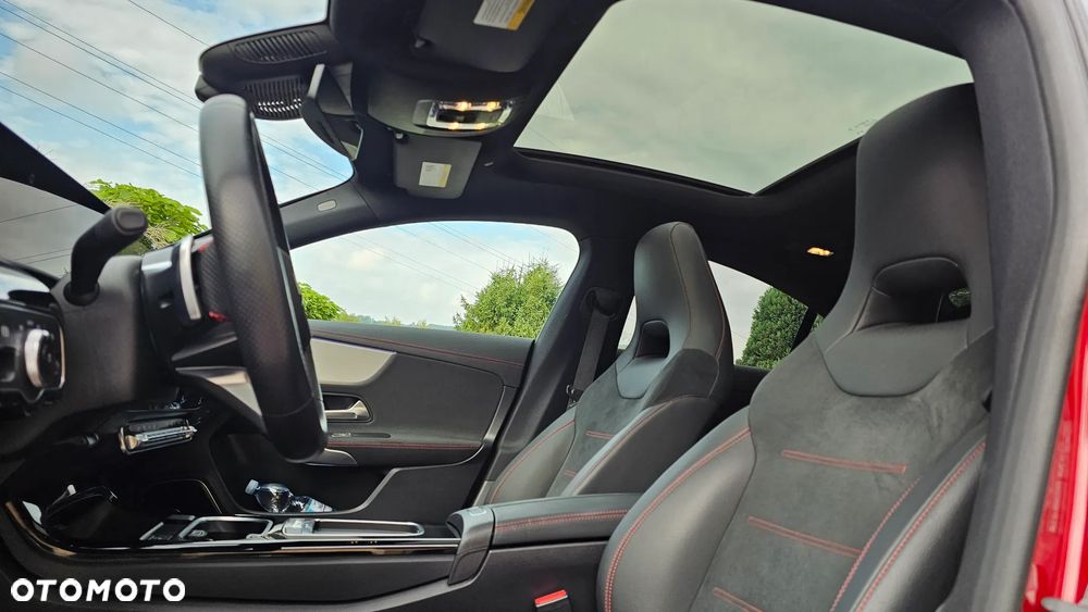 Mercedes-Benz CLA 250 mHEV 4-Matic AMG Line 8G-DCT - 31