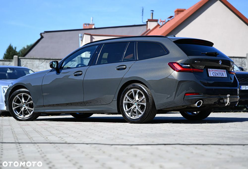 BMW Seria 3 320d xDrive mHEV sport - 33
