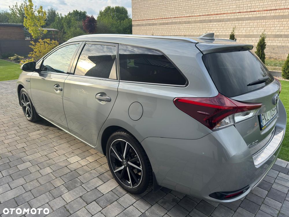 Toyota Auris - 5