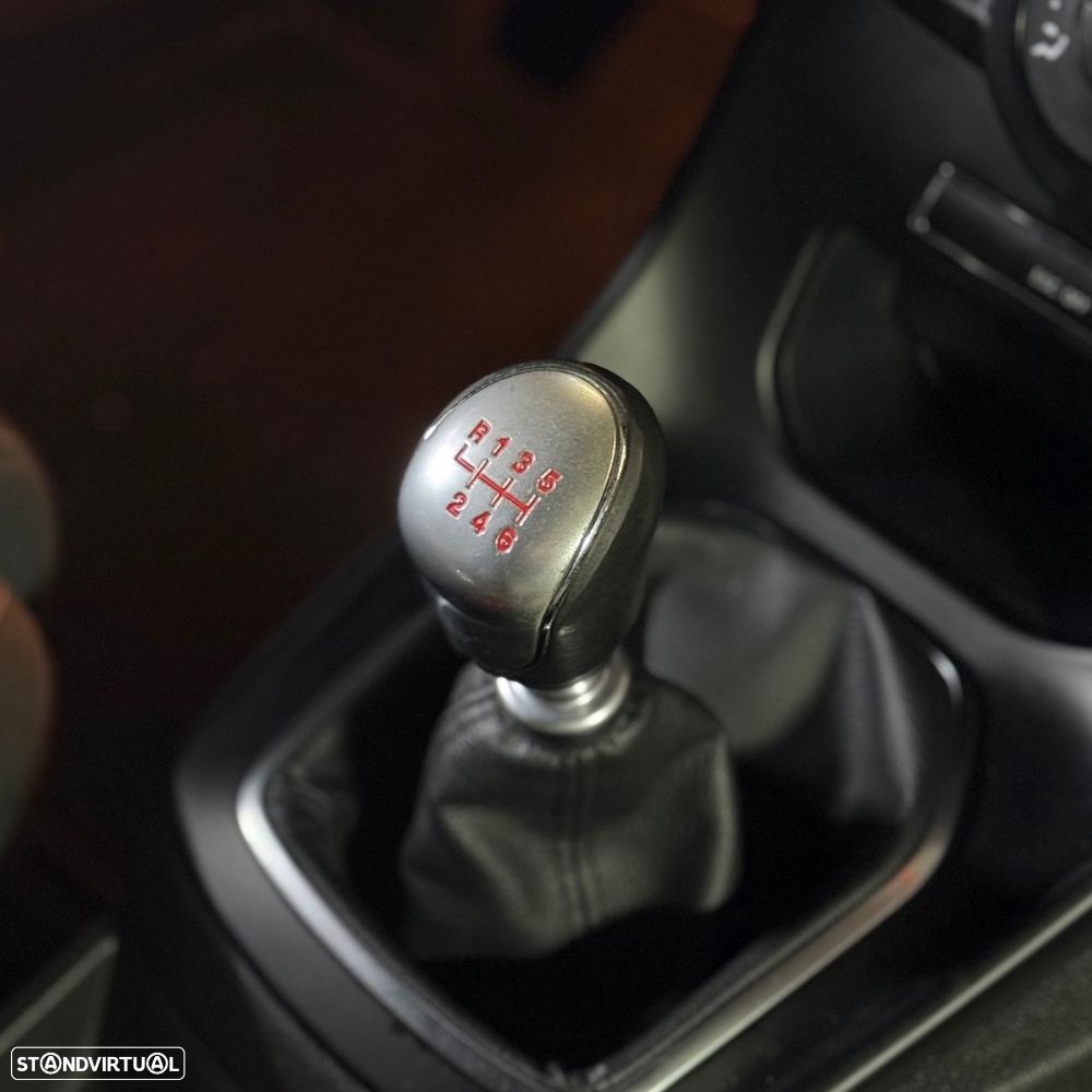 Ford Fiesta 1.6 T ST - 14