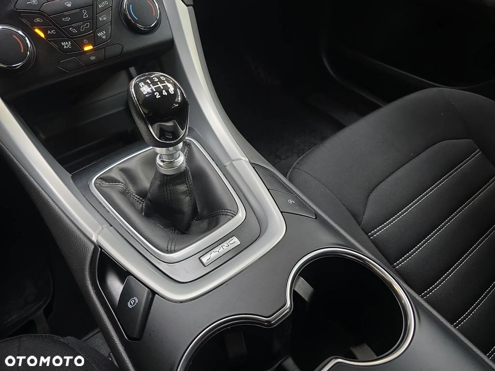 Ford Mondeo 1.5 EcoBoost Ambiente - 15