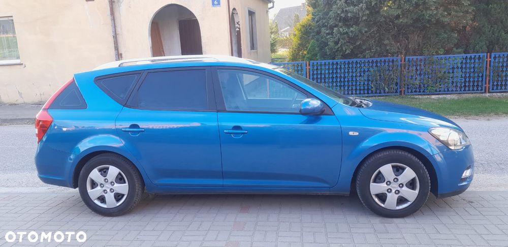 Kia Ceed - 6