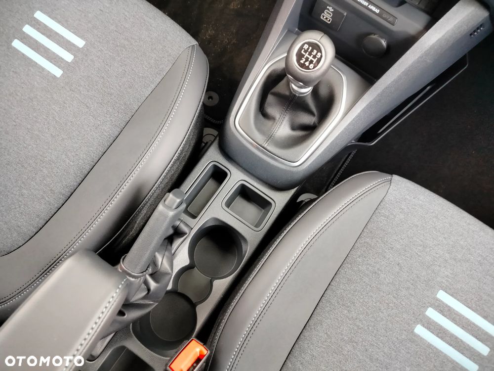 Ford Tourneo Courier 1.0 EcoBoost Active - 18