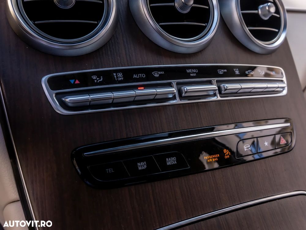 Mercedes-Benz GLC 300 4MATIC MHEV - 31