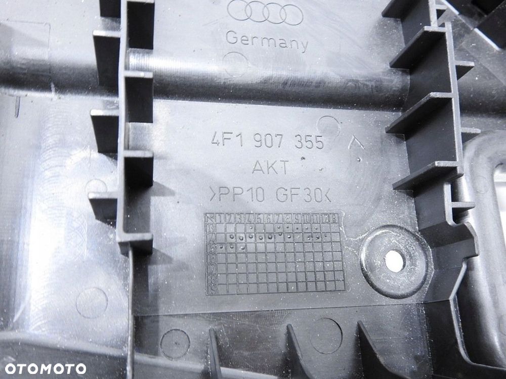 OBUDOWA KOMPUTERA A6 C6 3.2 FSI - 7