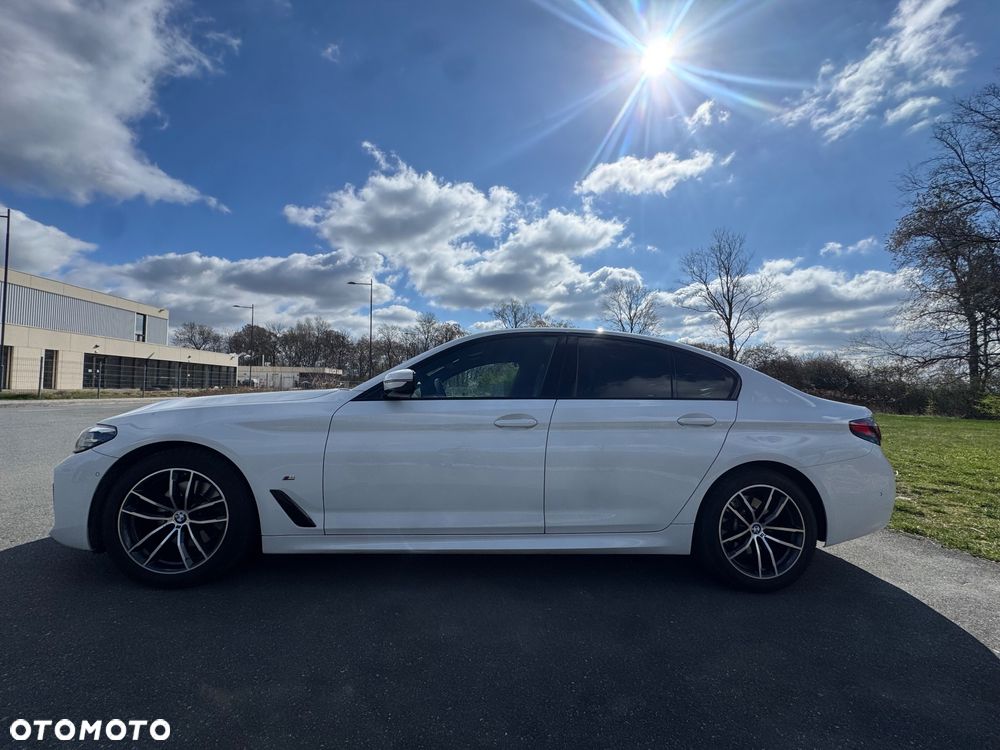 BMW Seria 5 520d xDrive mHEV M Sport sport - 7