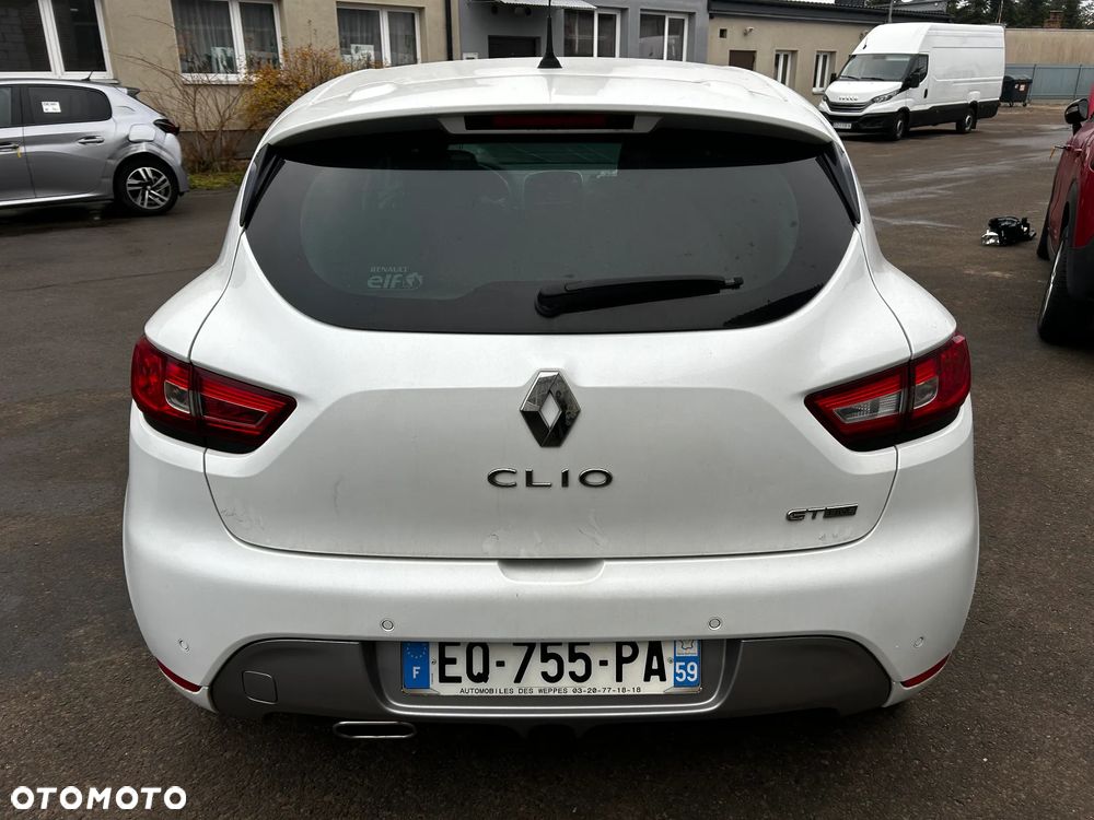 Renault Clio - 2