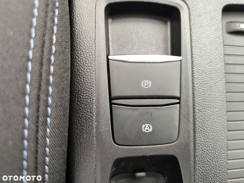Ford Focus - 26