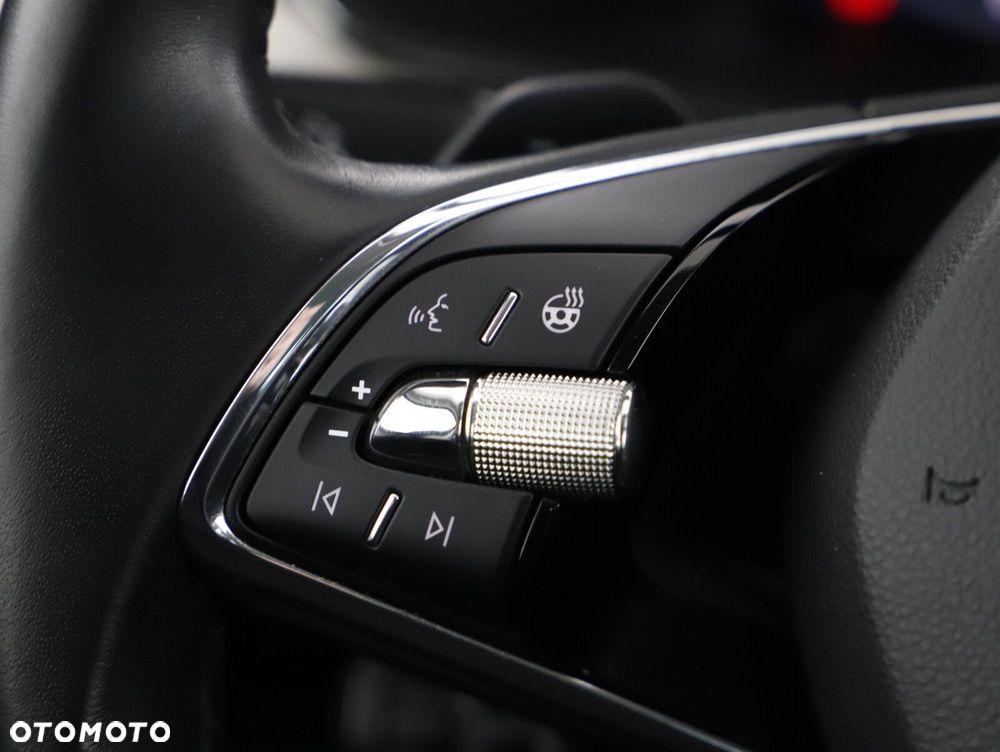 Skoda Superb 2.0 TDI SCR L&K DSG - 23