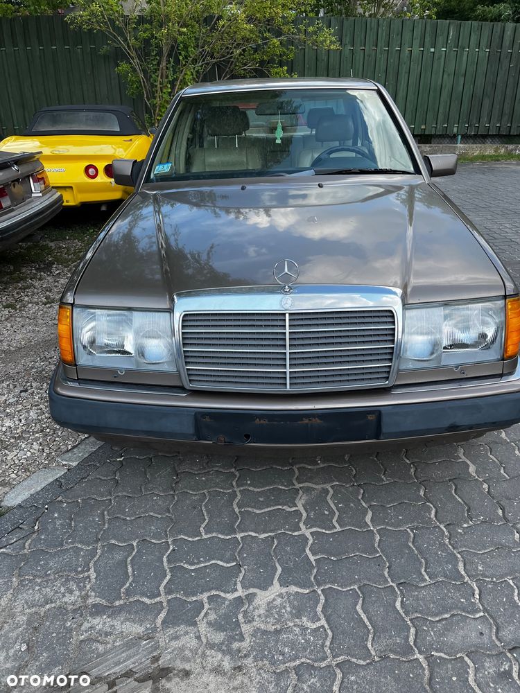 Mercedes-Benz W124 (1984-1993) - 5