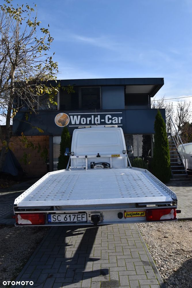 Mercedes-Benz Sprinter - 17