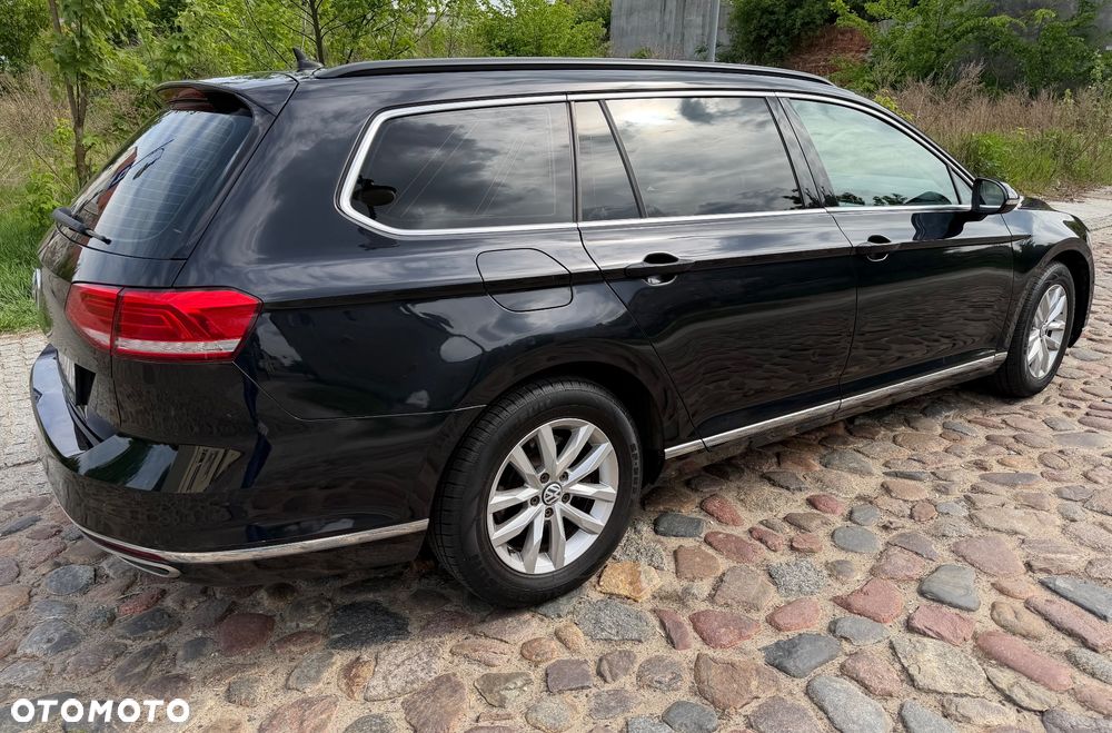 Volkswagen Passat 2.0 TDI SCR (BlueMotion Technology) DSG Comfortline - 4