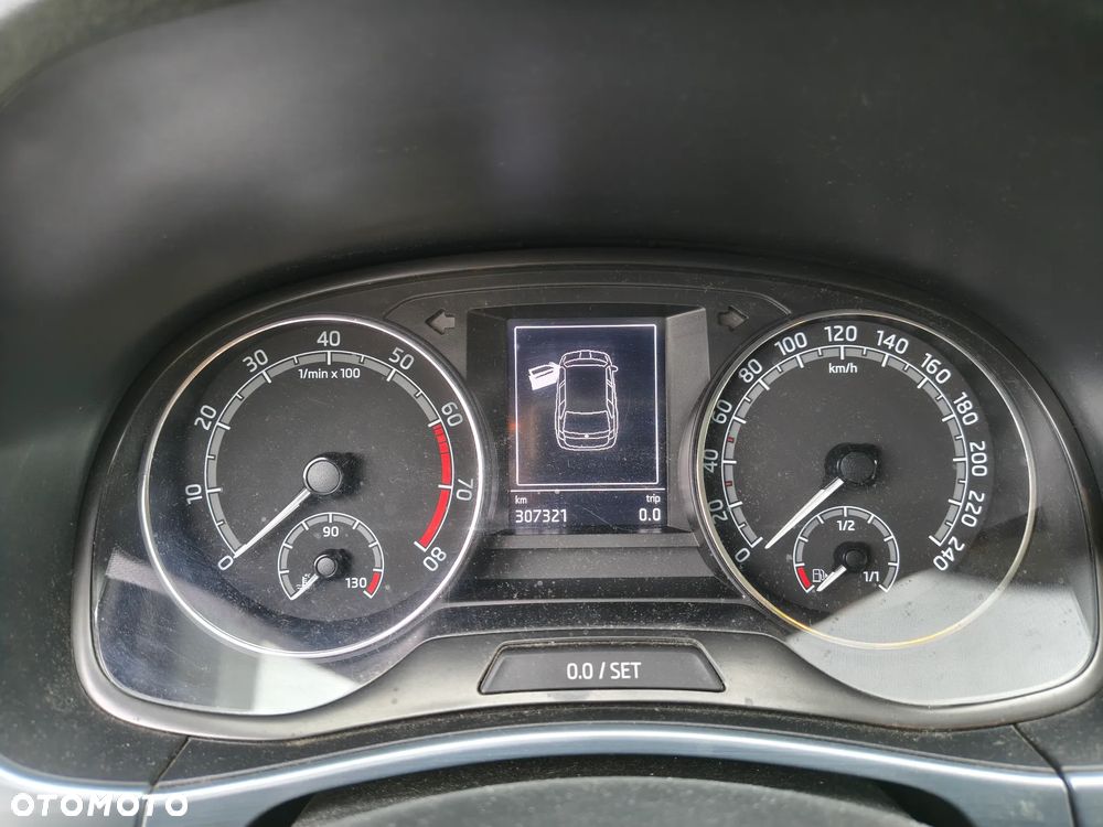 Skoda Fabia 1.0 Ambition - 12