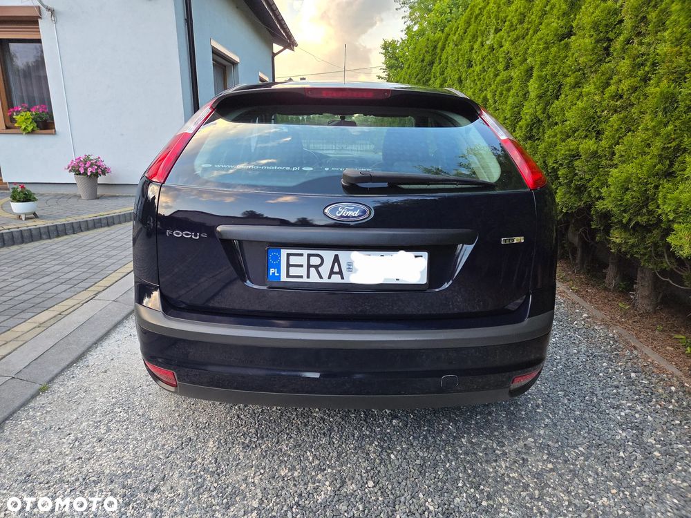 Ford Focus 1.8 TDCi Ambiente - 6
