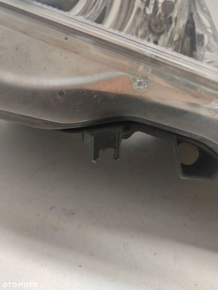 mercedes e klasa w207 coupe komplet lamp przód a2078200259k, a2078204361kz - 4