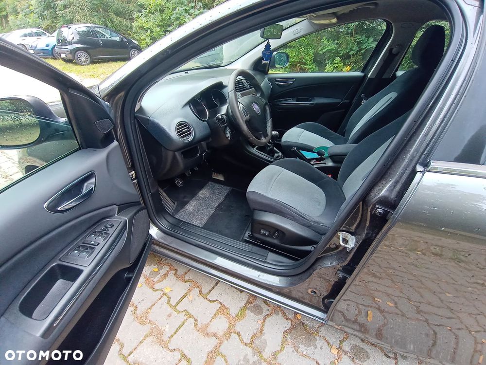Fiat Bravo 1.4 T-JET 16V Lounge - 23