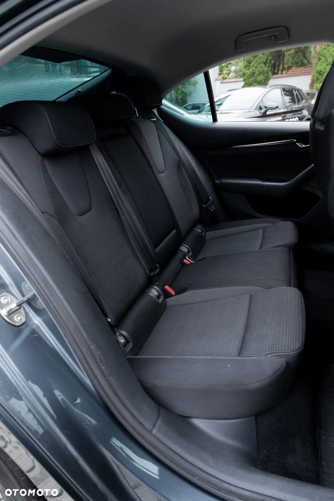 Skoda Octavia 2.0 TDI Ambition - 11