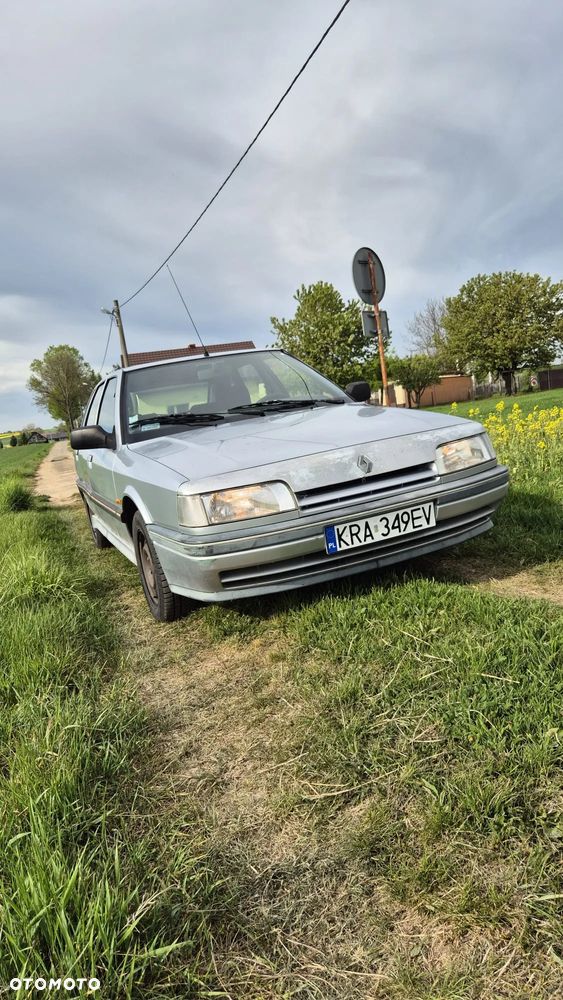 Renault 21 - 2