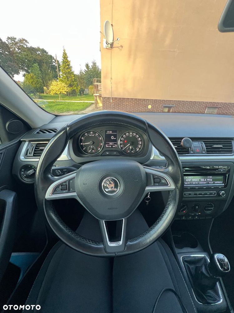 Skoda RAPID - 13