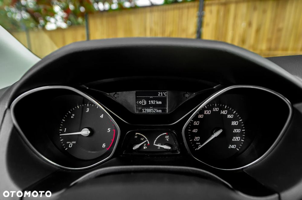 Ford Focus 1.6 TDCi DPF Titanium - 25