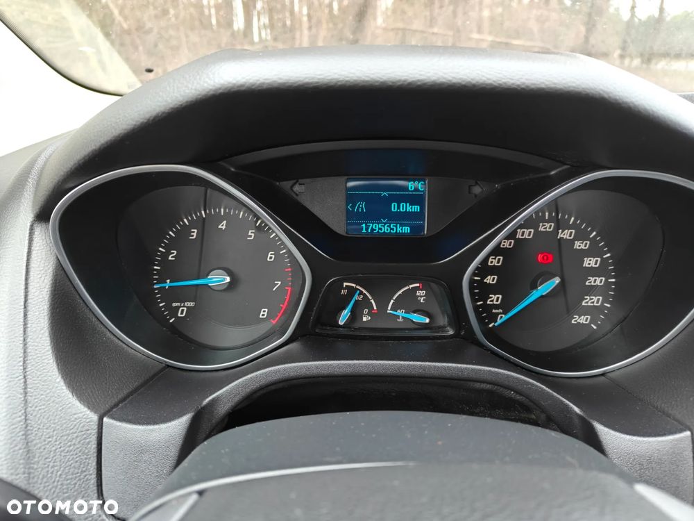 Ford Focus 1.0 EcoBoost Start-Stopp-System Champions Edition - 13