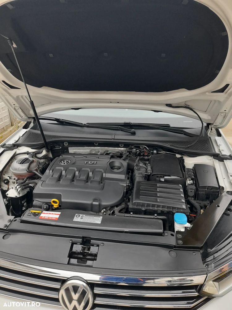 Volkswagen Passat 2.0 TDI (BlueMotion Technology) Comfortline - 8