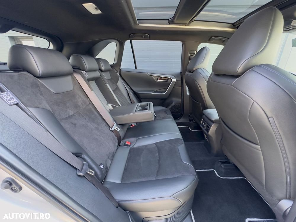 Toyota RAV4 2.5 VVT-iE 4x4 Luxury - 19